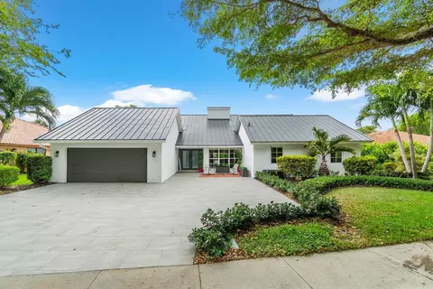 1305 Parkside Cir S, Boca Raton, FL 33486