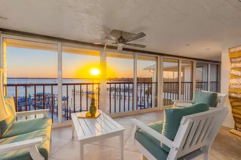 415 NW North River Dr #401, Stuart, FL 34994