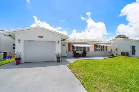 1985 Campanelli Blvd, Boynton Beach, FL 33426