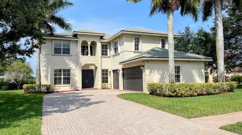 181 Bella Vista Way, Royal Palm Beach, FL 33411