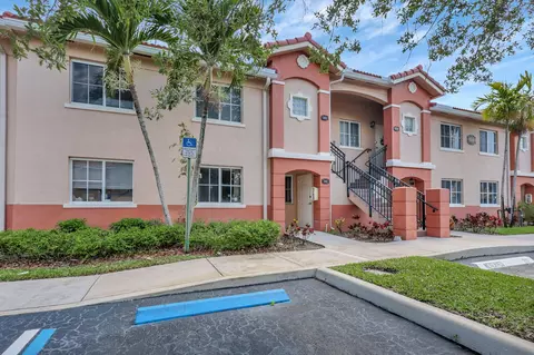 3508 Briar Bay Blvd #102, West Palm Beach, FL 33411