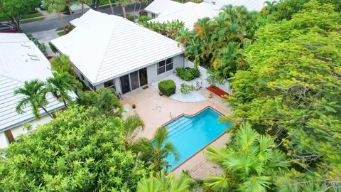 1200 Gator Trl, West Palm Beach, FL 33409
