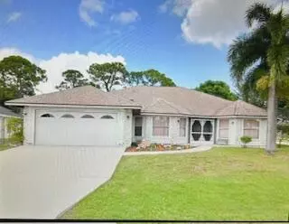 881 SE Lansdowne Ave, Port Saint Lucie, FL 34983