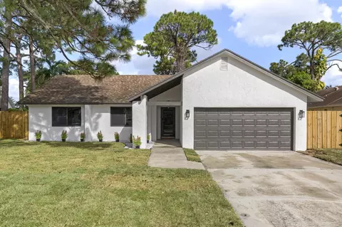 867 Sunflower Ave, Delray Beach, FL 33445