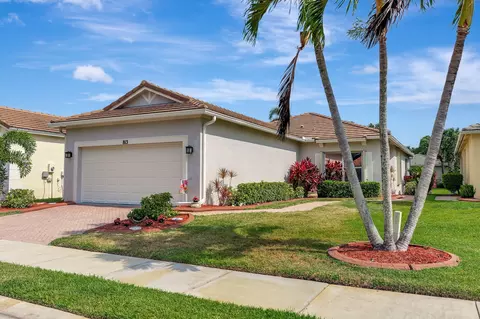 813 SW Rocky Bayou Ter, Port Saint Lucie, FL 34986