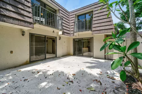 8019 80th Way, West Palm Beach, FL 33407