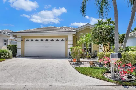 115 Harbor Lake Cir, Greenacres, FL 33413