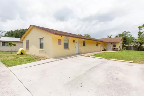 3831 7th Ave N, Palm Springs, FL 33461