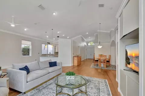7681 Monarch Ct, Delray Beach, FL 33446