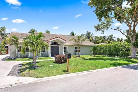 135 Rutland Blvd, West Palm Beach, FL 33405