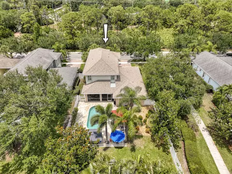 453 Caravelle Dr, Jupiter, FL 33458