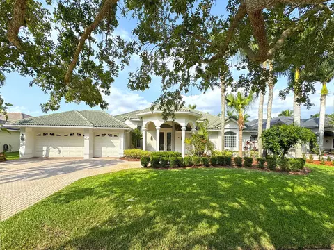 5203 SW Hammock Creek Dr, Palm City, FL 34990