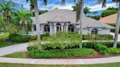 2128 Greenview Cove Dr, Wellington, FL 33414