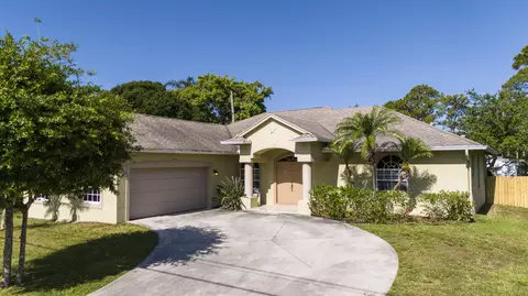 6013 Sunset Blvd, Fort Pierce, FL 34982