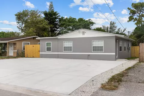 209 3rd St, West Palm Beach, FL 33413