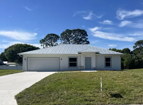 1115 SW 18th St, Vero Beach, FL 32962