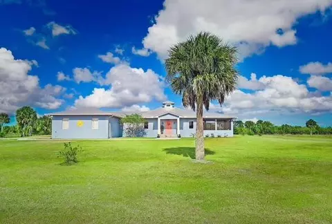 2366 S Brocksmith Rd, Fort Pierce, FL 34945