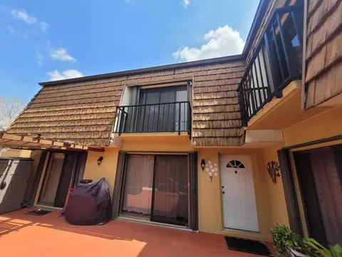 925 9th Ln, Greenacres, FL 33463