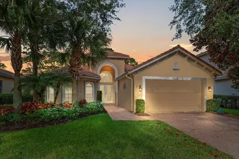 7013 Maidstone Dr, Port Saint Lucie, FL 34986