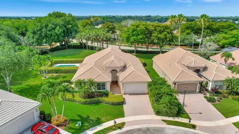7174 Francisco Bend Dr, Delray Beach, FL 33446
