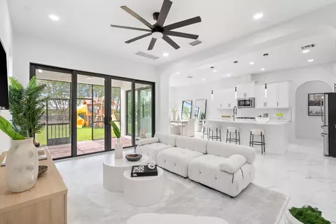 9260 Meridian Dr E, Parkland, FL 33076