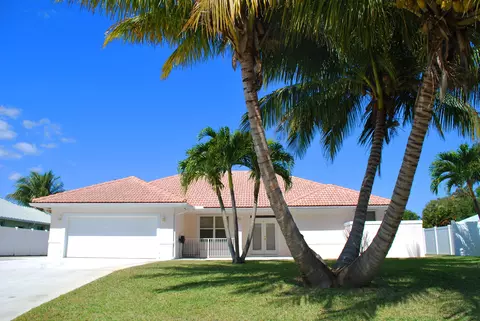 4589 SE Bayshore Ter, Stuart, FL 34997