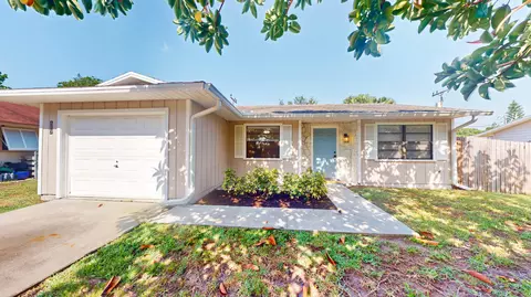 2145 85th Ct, Vero Beach, FL 32966