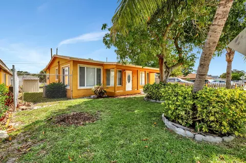 1224 W 31st St, Riviera Beach, FL 33404