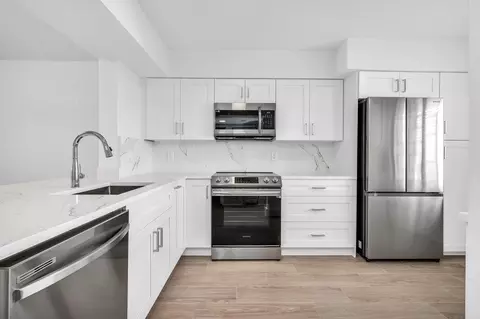 7290 Kinghurst Dr #604, Delray Beach, FL 33446