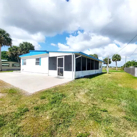 1414 Ted Beck Rd, Moore Haven, FL 33471