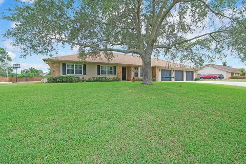 1836 Finn Hill Dr, Boynton Beach, FL 33426