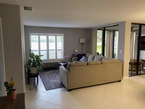 2737 Carambola Cir S #1912, Coconut Creek, FL 33066