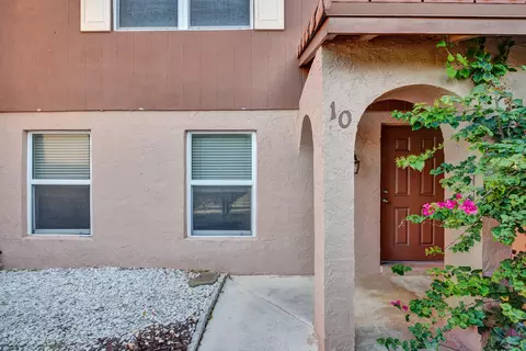 10 Laredo Pl #7-7, Davie, FL 33324