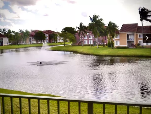 7832 Sonoma Springs Cir #202, Lake Worth, FL 33463