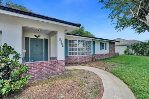 5500 SW 7th St, Plantation, FL 33317