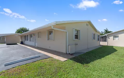 2741 Ponce De Leon Blvd, Delray Beach, FL 33445