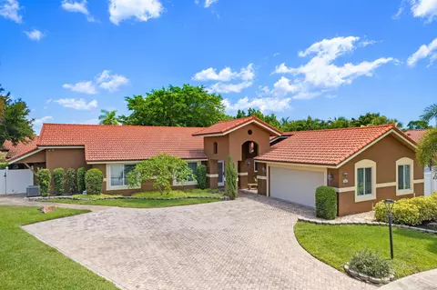 1371 NW 13th Ct, Boca Raton, FL 33486