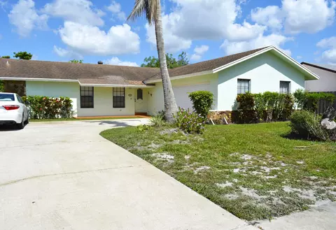 1087 Westchester Dr E, West Palm Beach, FL 33417