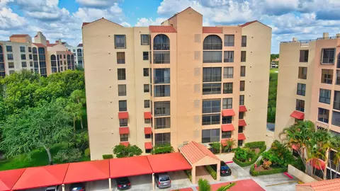 7129 Promenade Dr #202, Boca Raton, FL 33433