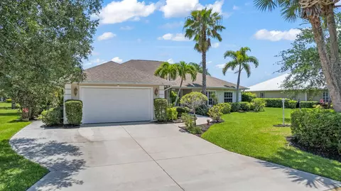 1030 White Tail Ave SW, Vero Beach, FL 32968