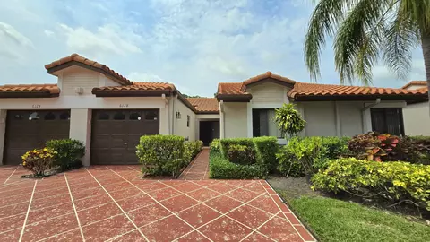 6128 Kings Gate Cir, Delray Beach, FL 33484
