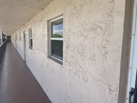 711 Lori Dr #302, Palm Springs, FL 33461