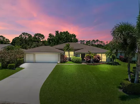 2058 SW Heronwood Rd, Palm City, FL 34990