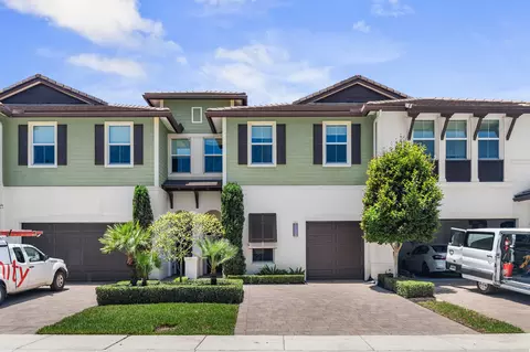 23009 Clear Echo Dr #80, Boca Raton, FL 33433