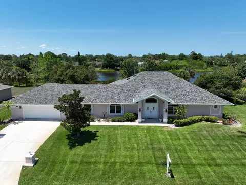 2357 SE Luau Ave, Port Saint Lucie, FL 34952