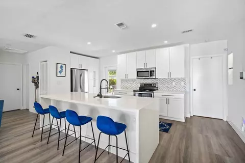 1405 NW 5th Ave, Fort Lauderdale, FL 33311