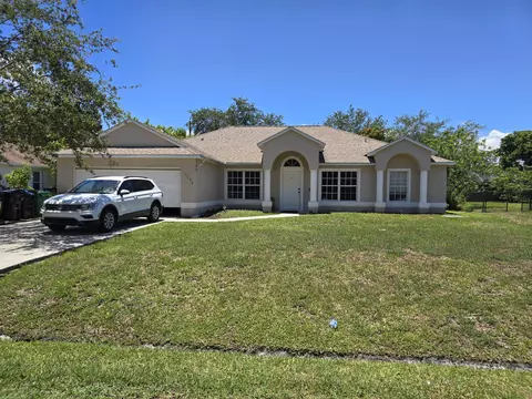 1196 SE Puritan Ln, Port Saint Lucie, FL 34983