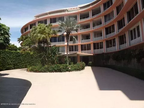 315 S Lake Dr #1D, Palm Beach, FL 33480
