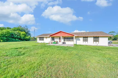 2868 Gentile Rd, Fort Pierce, FL 34945