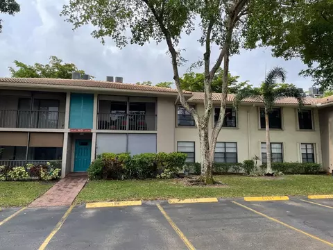 9875 Pineapple Tree Dr #204, Boynton Beach, FL 33436